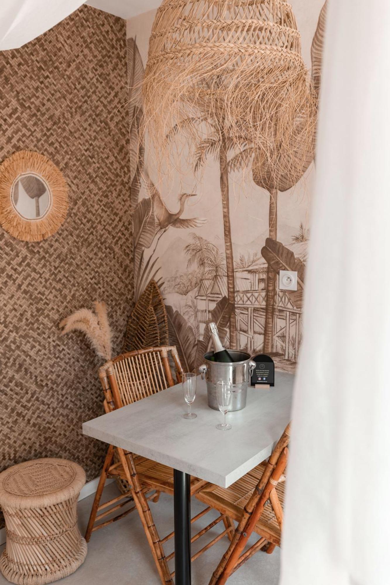 L'Experience Love Room Saint-Jean-Bonnefonds Extérieur photo